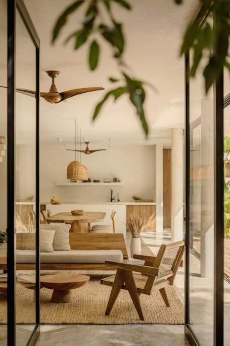 Casa Areca, Awarded Architectural Villa Located In A Secured Gated Community, With Concierge Services Тулум Экстерьер фото
